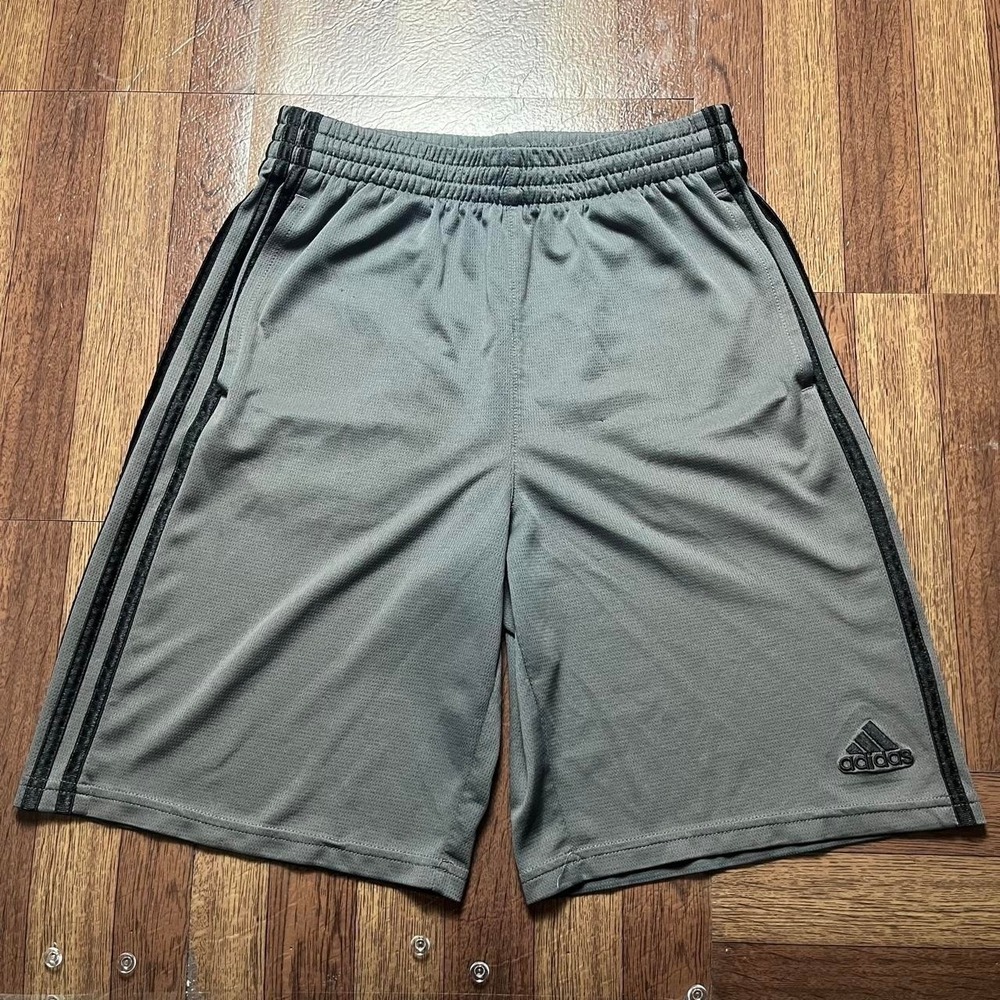 Adidas Grey Striped Retro Tech Running Train Shorts Youth Large (14)